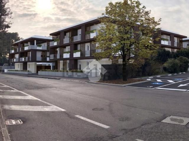 Appartamento in vendita di 124 m² in Via Virgilio Cerpelloni, 10