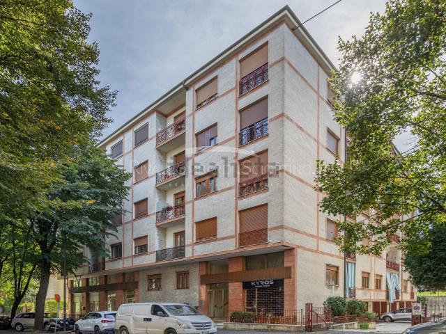 Appartamento in vendita di 124 m² in Corso Dante Alighieri, 152