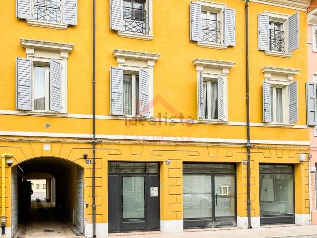 Appartamento in vendita di 124 m² in Piazza Martiri, 38