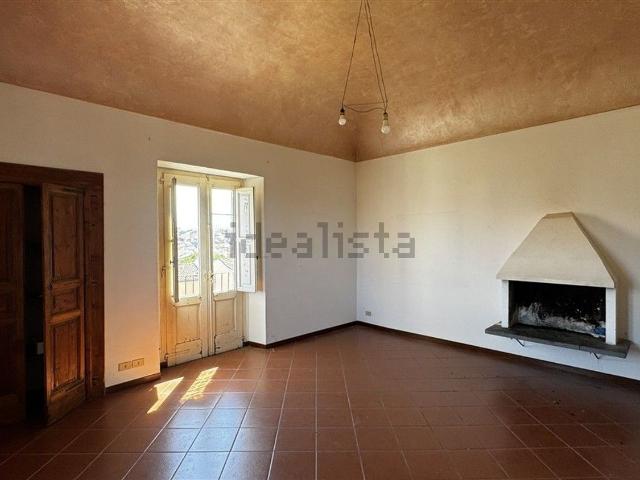 Appartamento in vendita di 124 m² in Strada de&apos  Frentani, 26
