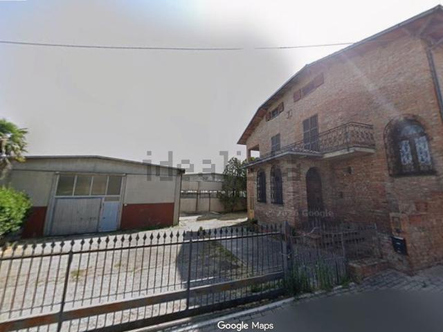 Appartamento in vendita di 1253 m² in Via Lazio, 19