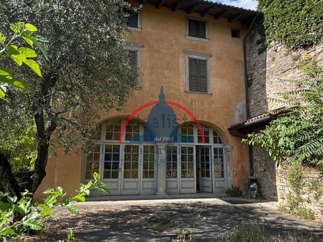 Appartamento in vendita di 125 m² in Via Colle dei Roccoli, 1
