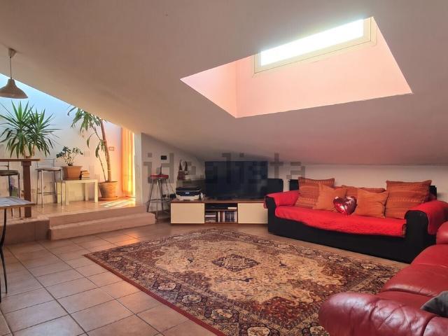 Appartamento in vendita di 125 m² in Via Colle di Vallevona, 3