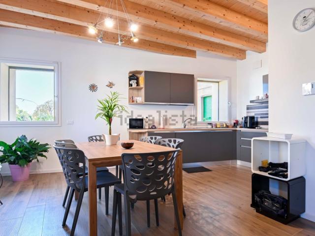 Appartamento in vendita di 125 m² in Via Cavour, 16