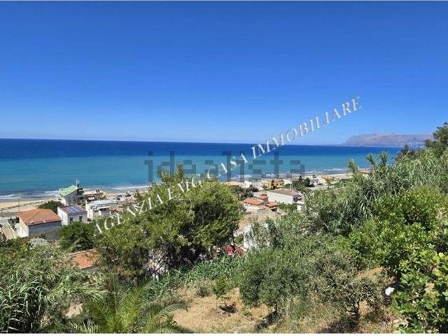Appartamento in vendita di 125 m² in Via Carabinieri Salvatore Falcetta e Carmine Apuzzo, 402