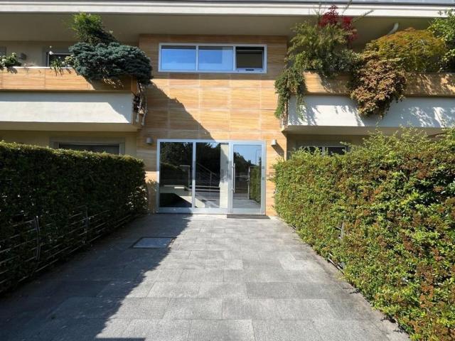 Appartamento in vendita di 125 m² in Via Carolina Invernizio, 15