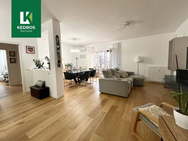 Appartamento in vendita di 125 m² in Via Carlo Frattini, 2