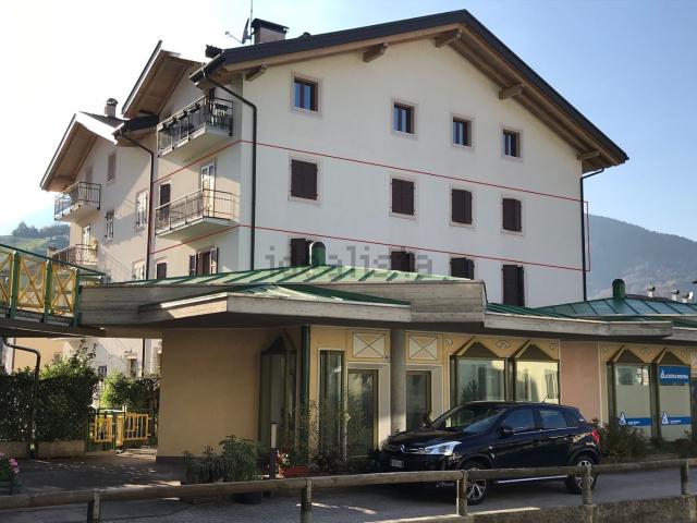 Appartamento in vendita di 125 m² in Via Cesare Battisti, 56