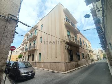 Appartamento in vendita di 125 m² in Via Chiusa, 21