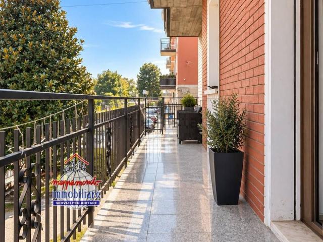 Appartamento in vendita di 125 m² in Via A. Gramsci, 196