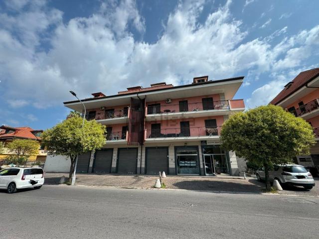 Appartamento in vendita di 125 m² in Via Antica Giardini, 4
