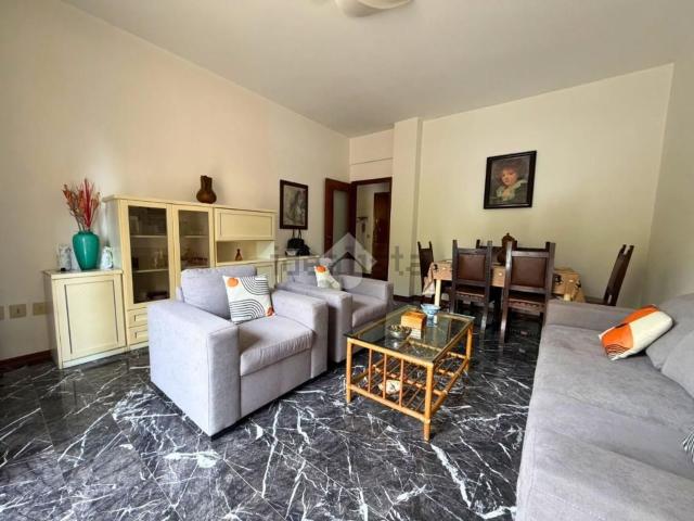 Appartamento in vendita di 125 m² in Via Antonio Rosmini