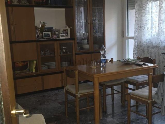 Appartamento in vendita di 125 m² in Via Alcide De Gasperi, 1