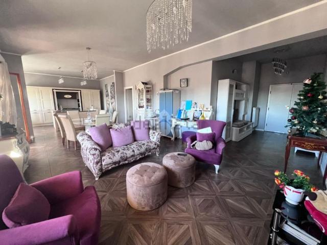Appartamento in vendita di 125 m² in Via Aldo Moro, 199