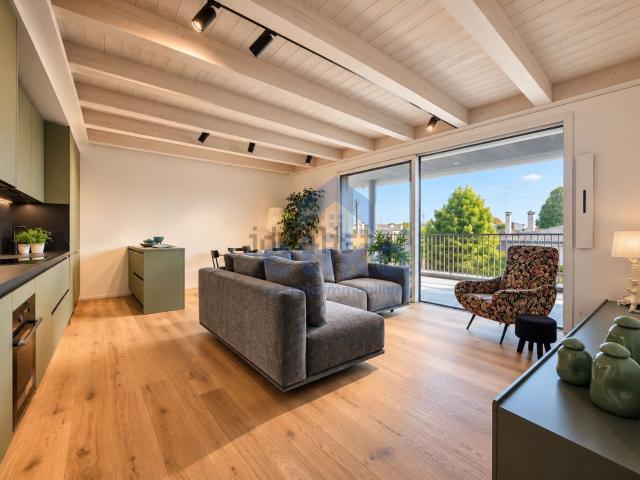 Appartamento in vendita di 125 m² in Via Aldo Moro