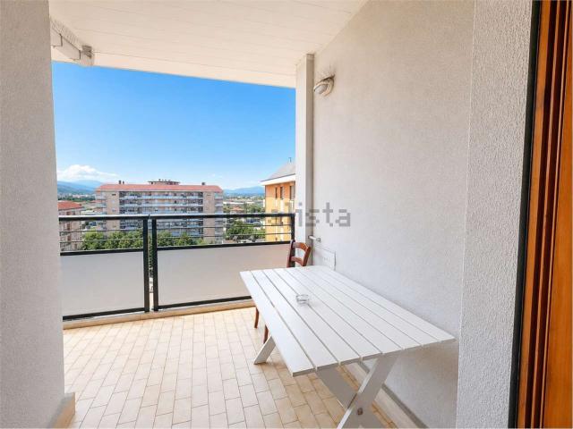 Appartamento in vendita di 125 m² in Via Aldo Moro, 68