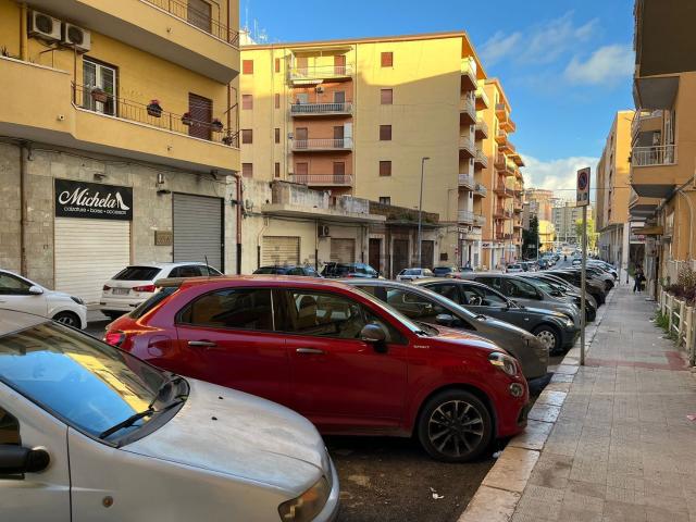 Appartamento in vendita di 125 m² in Via Alessandro Manzoni