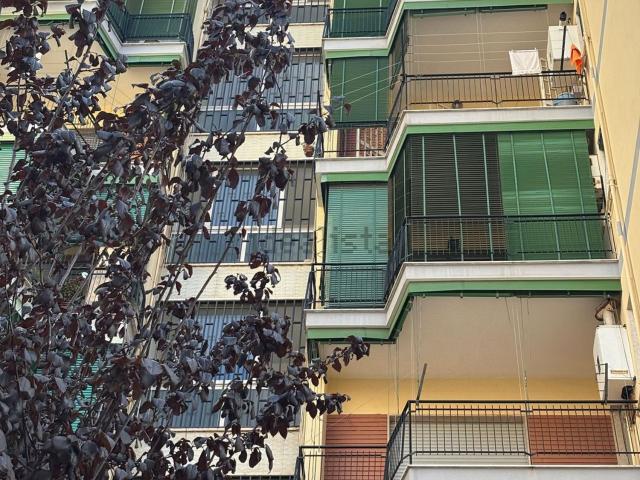 Appartamento in vendita di 125 m² in Via Alessandro Manzoni