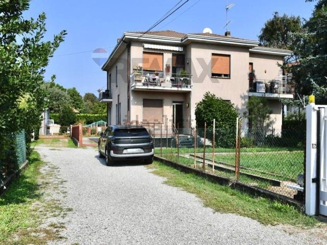 Appartamento in vendita di 125 m² in Via Assisi, 44