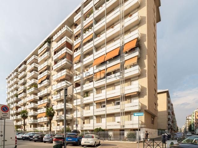 Appartamento in vendita di 125 m² in Via Boston, 36