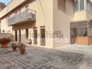 Appartamento in vendita di 125 m² in Via Biscottai, 45