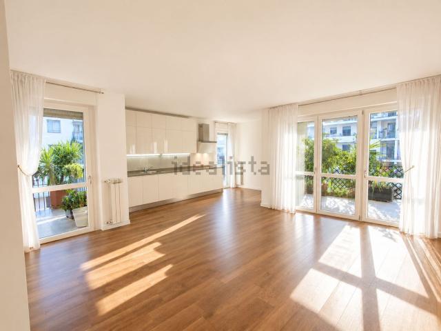 Appartamento in vendita di 125 m² in Via Bruno Cassinari
