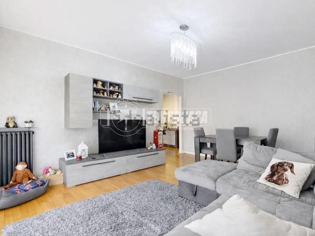 Appartamento in vendita di 125 m² in Via Bruno Buozzi, 2