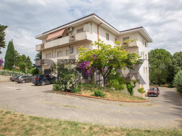 Appartamento in vendita di 125 m² in Via Gabriele d&apos Annunzio, 27