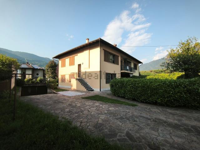 Appartamento in vendita di 125 m² in Via Garibaldi