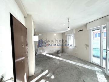 Appartamento in vendita di 125 m² in Via Giulio Braga