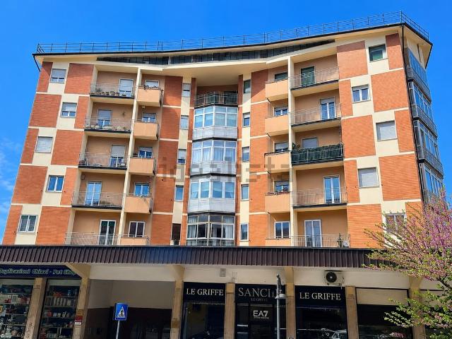 Appartamento in vendita di 125 m² in Via Giuseppe Mazzini, 17