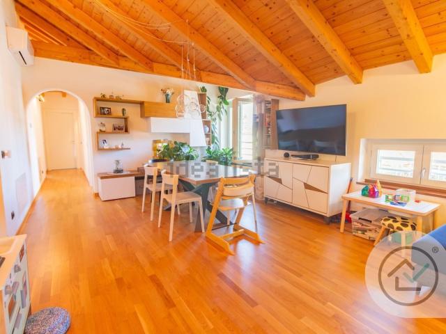 Appartamento in vendita di 125 m² in Via Giuseppe Mazzini, 2