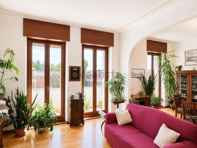 Appartamento in vendita di 125 m² in Via Gian Rinaldo Carli, 8