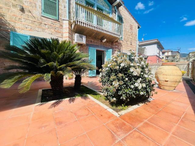 Appartamento in vendita di 125 m² in Via Gioacchino Belli