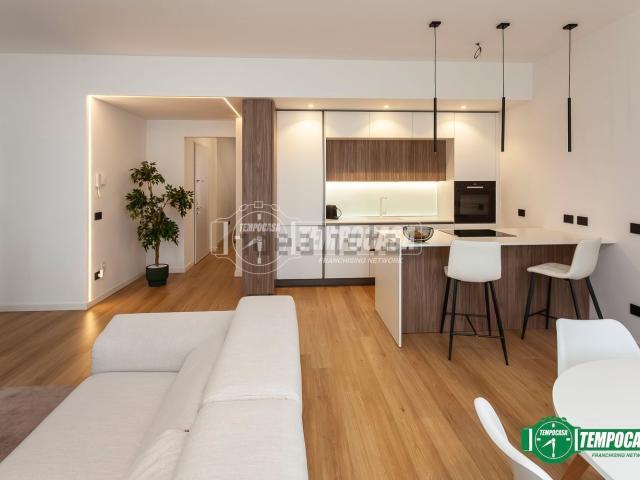Appartamento in vendita di 125 m² in Via Giosuè Carducci