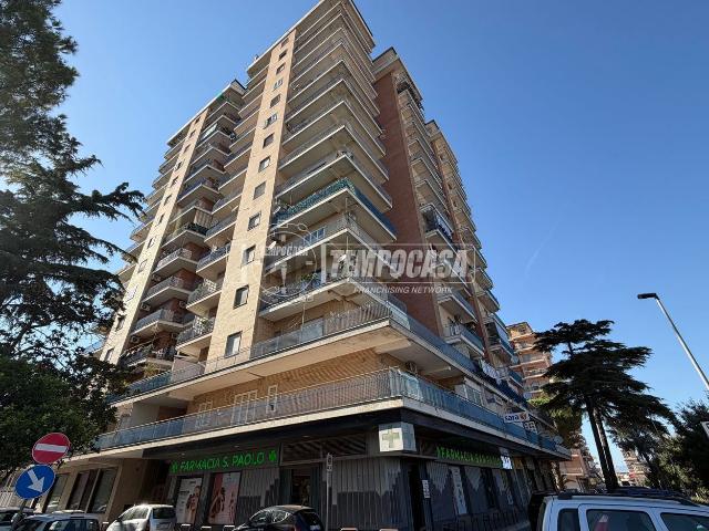 Appartamento in vendita di 125 m² in Via Giorgio de Chirico, 8
