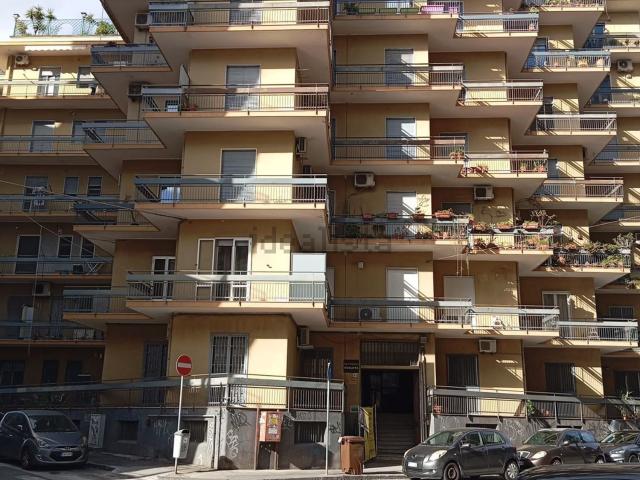 Appartamento in vendita di 125 m² in Via Giovanni Lavaggi, 43