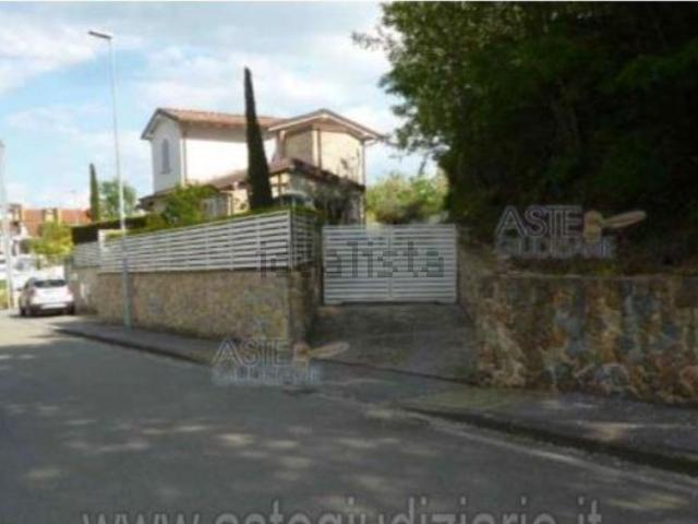 Appartamento in vendita di 125 m² in Via Gramigneto