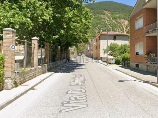 Appartamento in vendita di 125 m² in Via D. Alighieri
