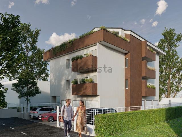 Appartamento in vendita di 125 m² in Via degli Ontani