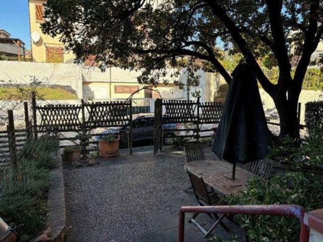 Appartamento in vendita di 125 m² in Via degli Olivi