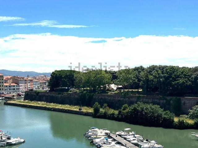 Appartamento in vendita di 125 m² in Via degli Scali della Dogana D&apos Acqua