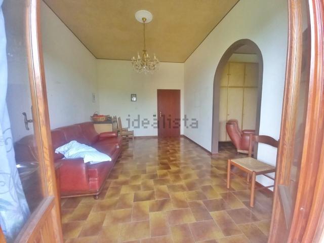 Appartamento in vendita di 118 m² in Via dei Praticelli, 83
