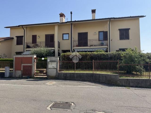 Appartamento in vendita di 125 m² in Via dei Tigli, 1