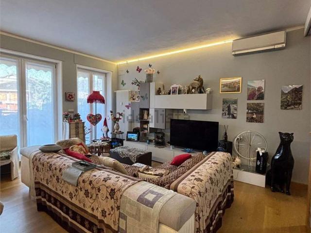 Appartamento in vendita di 125 m² in Via della Resistenza, 16