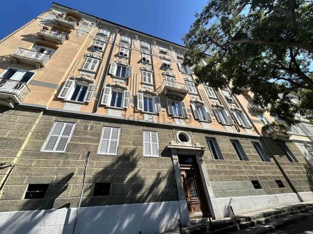Appartamento in vendita di 125 m² in Via di Romagna, 12