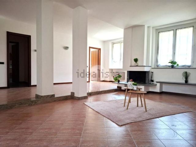 Appartamento in vendita di 125 m² in Via Emilia, 27