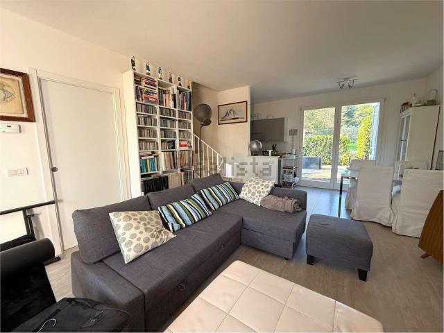 Appartamento in vendita di 125 m² in Via Enrico Medi, 11