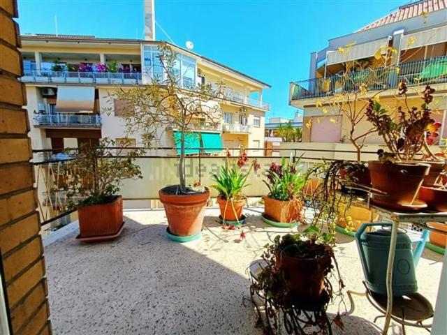 Appartamento in vendita di 125 m² in Via Enrico Zonda