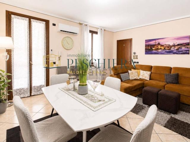 Appartamento in vendita di 125 m² in Via Europa, 8